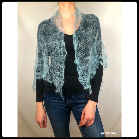 Handmade artisanal wool châle. Made in Quebec. Large rectangle. Turquoise/teal. - Picture 1 of 6